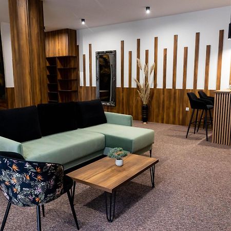 Hostel Tron Travnik Luaran gambar