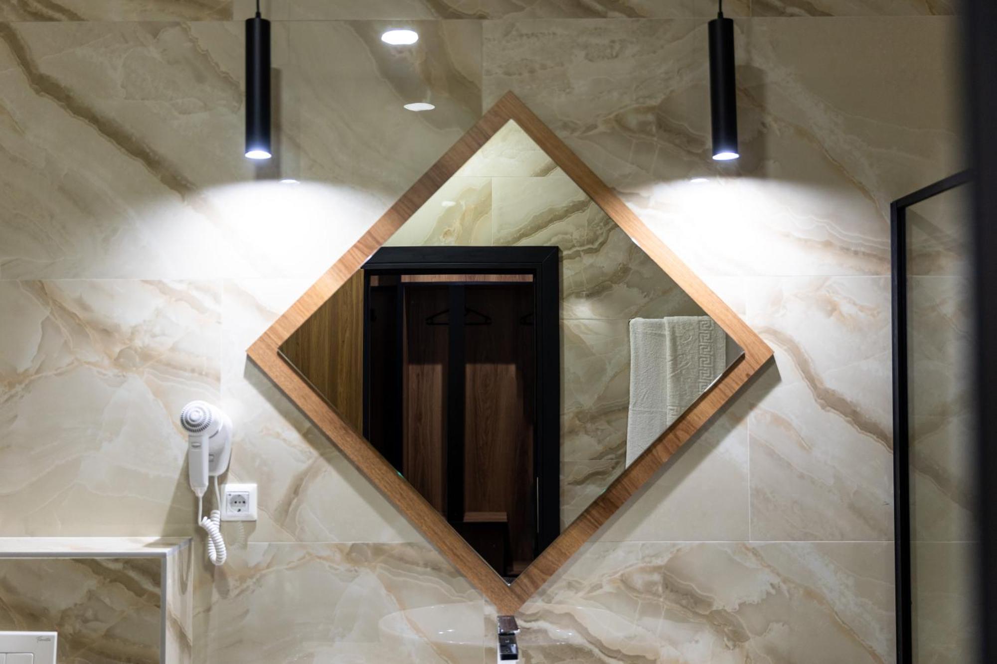 Hostel Tron Travnik Luaran gambar
