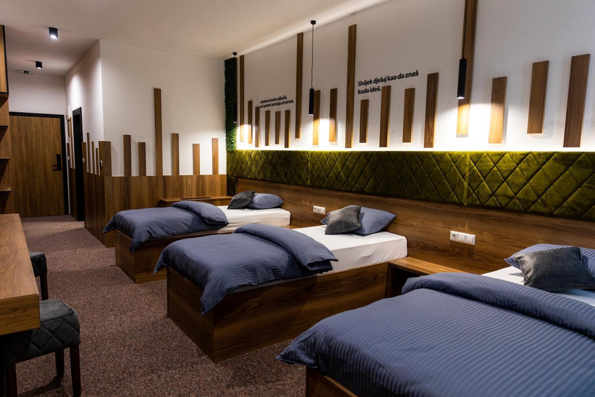 Hostel Tron Travnik Luaran gambar