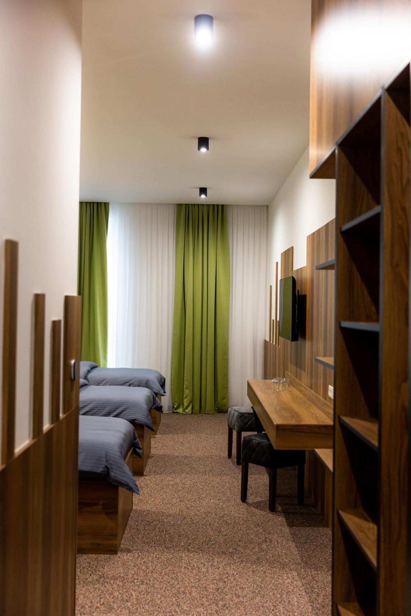 Hostel Tron Travnik Luaran gambar